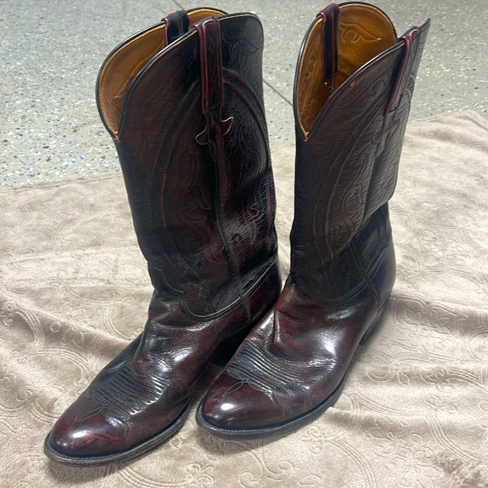 Lucchese Black Cherry cowboy boots